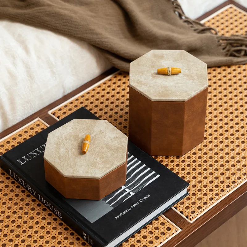 Luxury Watch Storage - İtalyan Saat Düzenleyicileri Pürüzsüz Floklu Deri