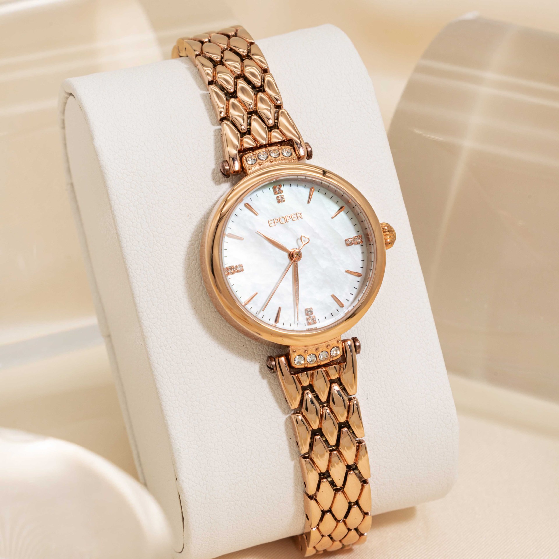 Luxury Watch Value - Yeni şık ve lüks saat, yüksek