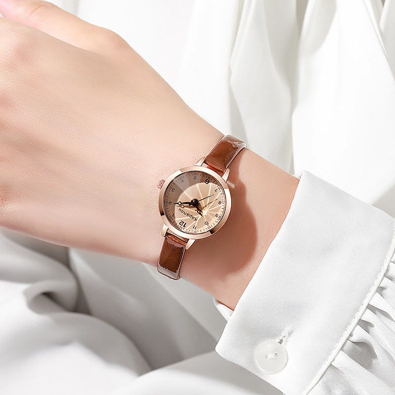 Kadın Saati, Niş Lise Öğrencis - Luxury Watch Value incelemesi ve fiyatı