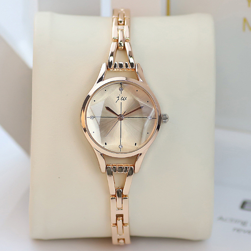 Bilezik Izle Kadınlar Için Zar - Luxury Watch Female incelemesi ve fiyatı