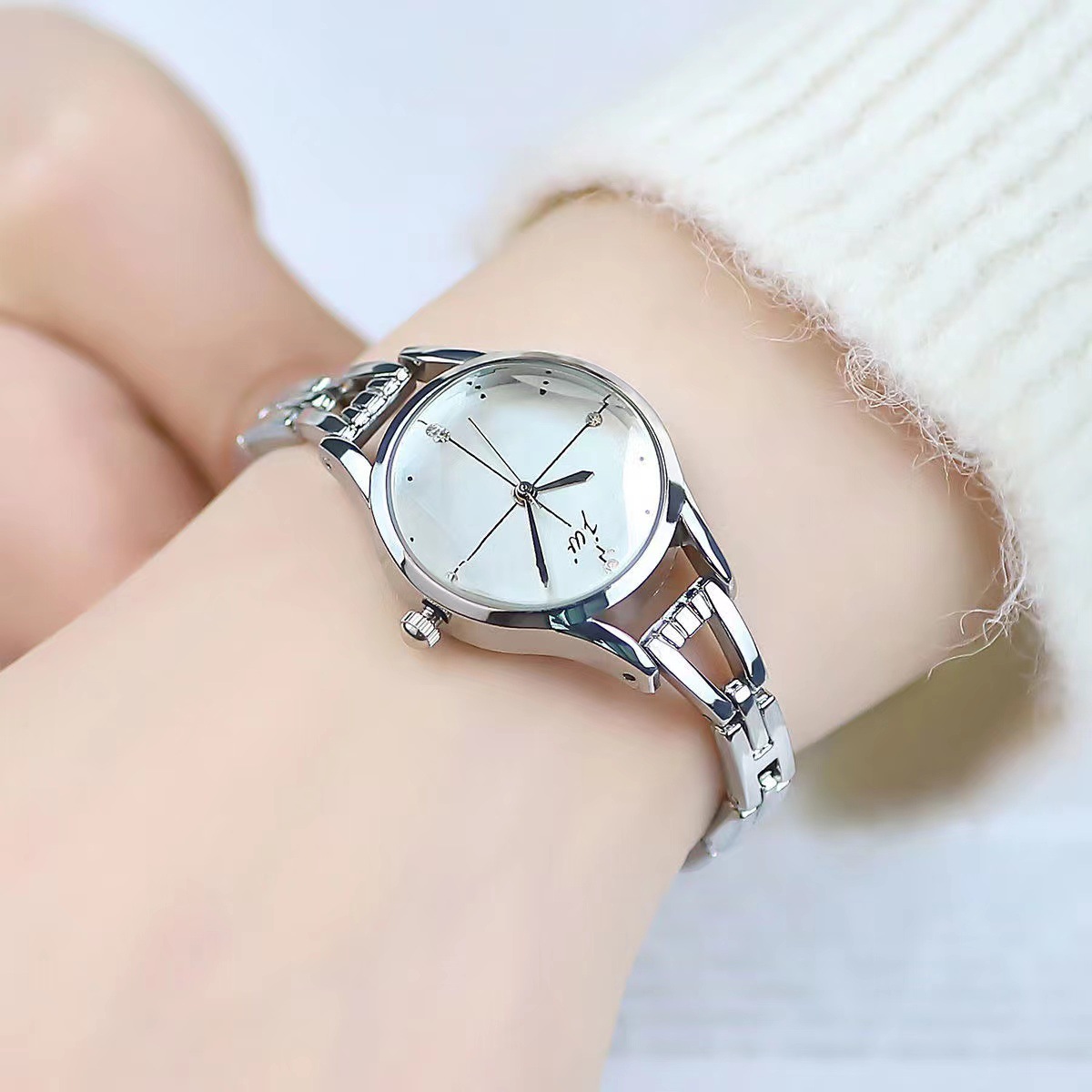 Bilezik Izle Kadınlar Için Zar - Luxury Watch Female incelemesi ve fiyatı