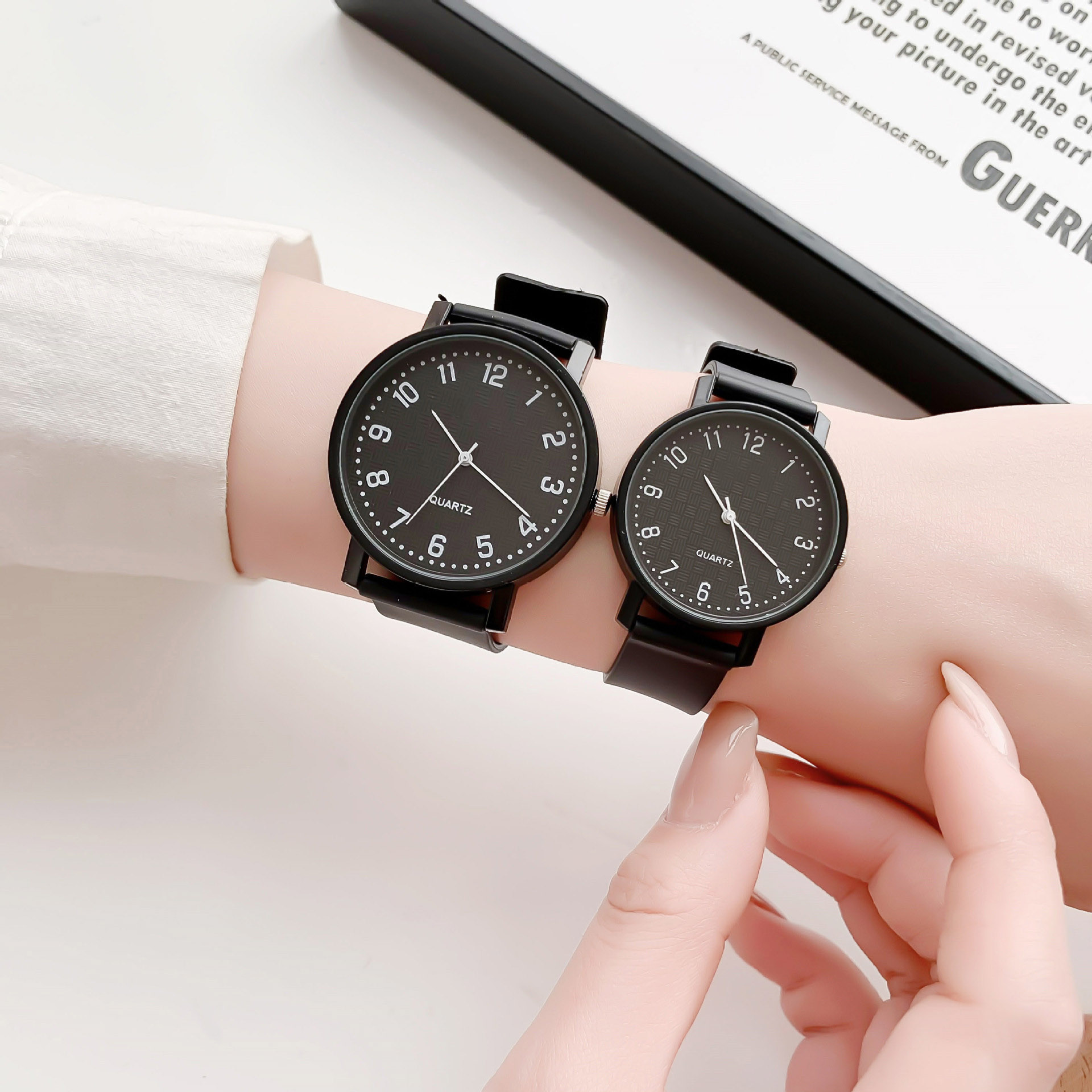 Basit Siyah İzle Kuvars Saatle - Luxury Watch Female incelemesi ve fiyatı